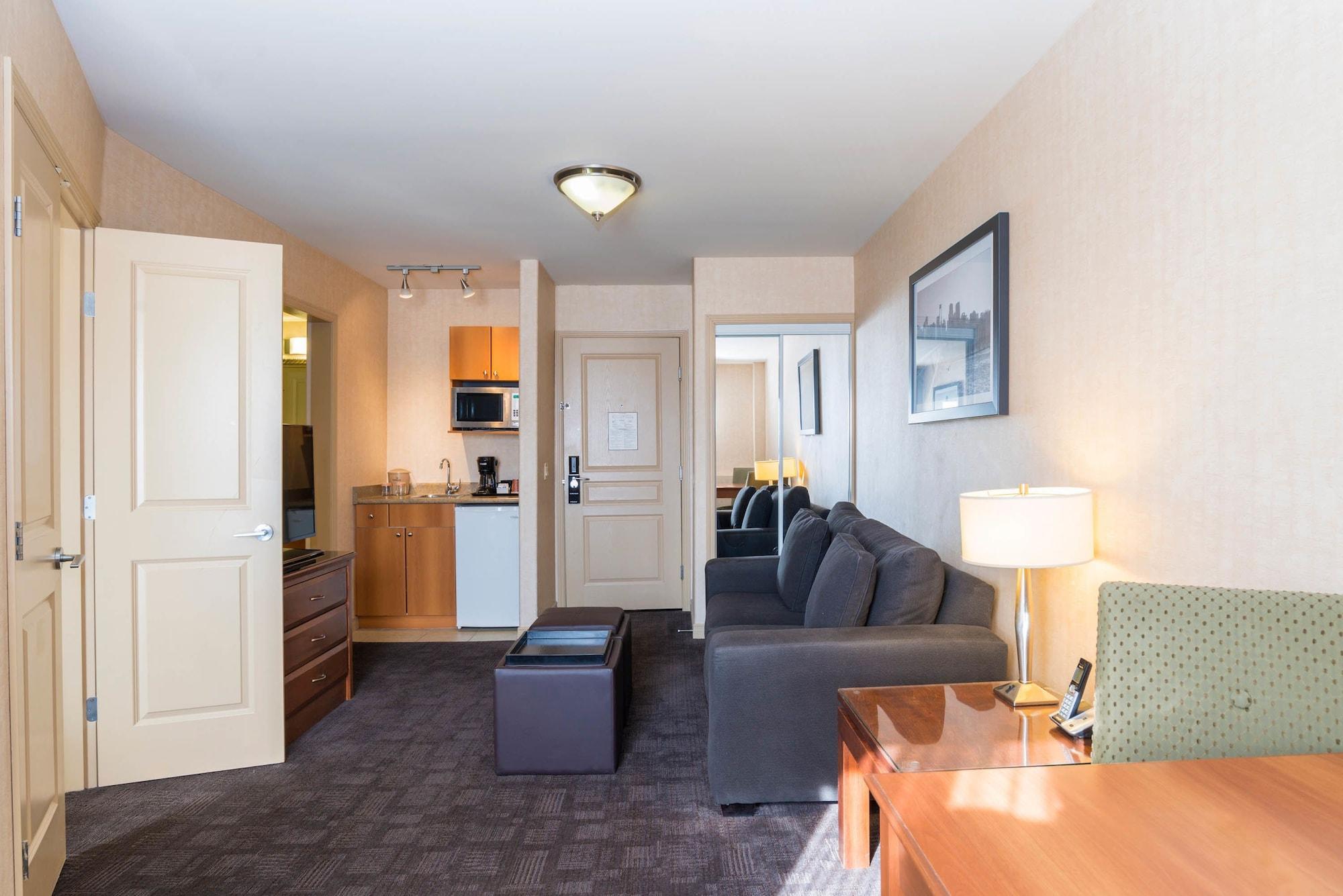 Sandman Hotel Grande Prairie Exterior photo