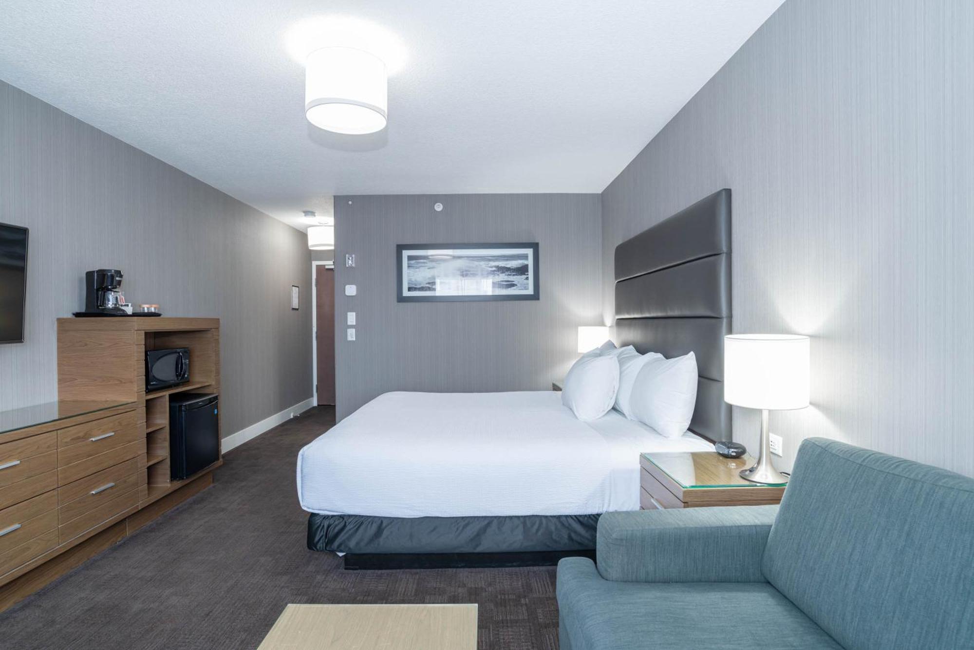 Sandman Hotel Grande Prairie Exterior photo