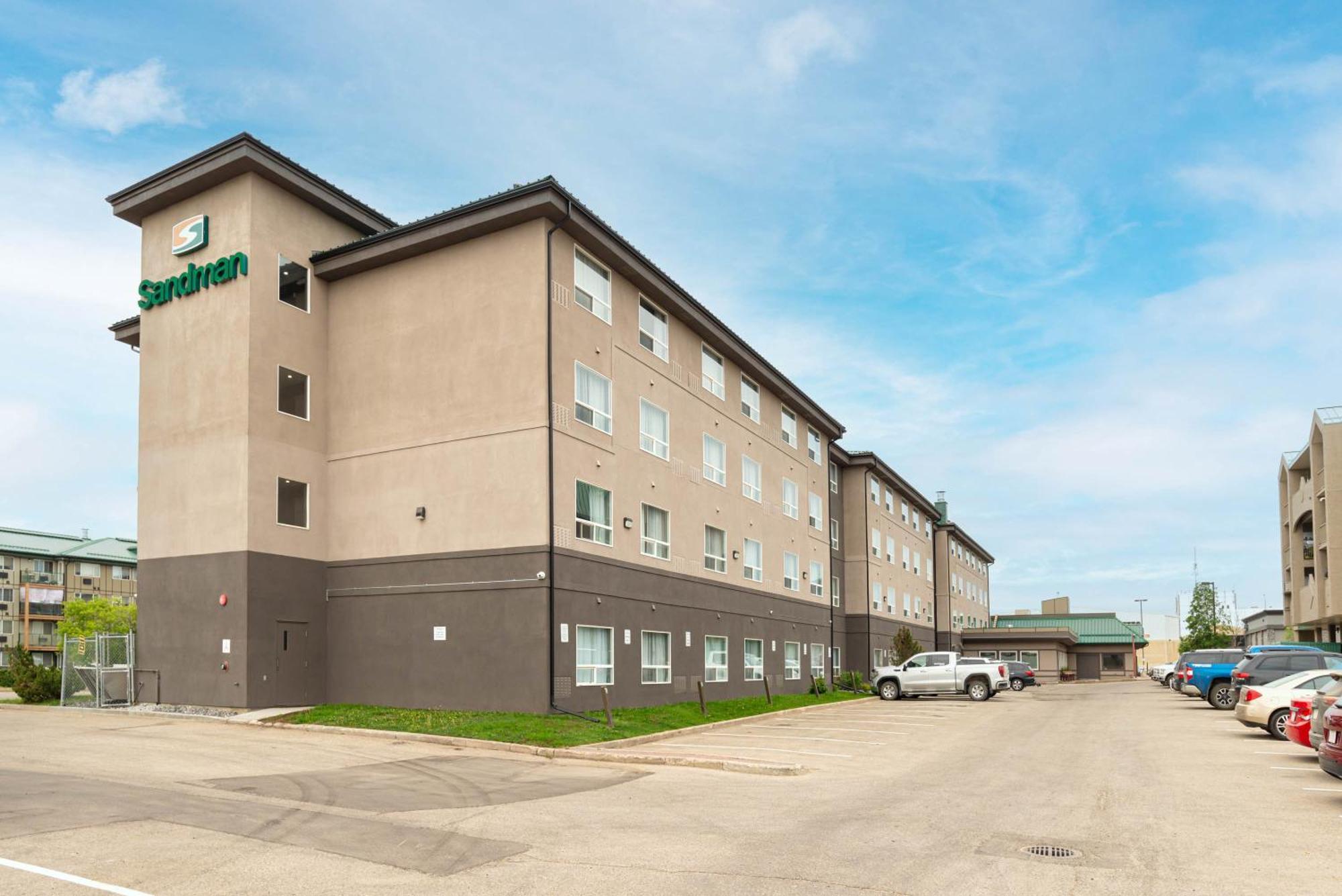 Sandman Hotel Grande Prairie Exterior photo